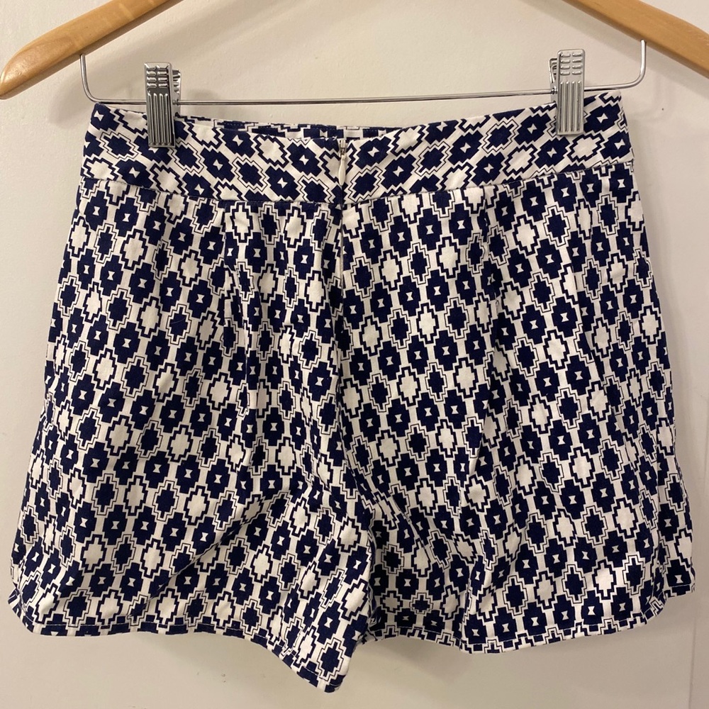 Envelope skort - Picture 2 of 2